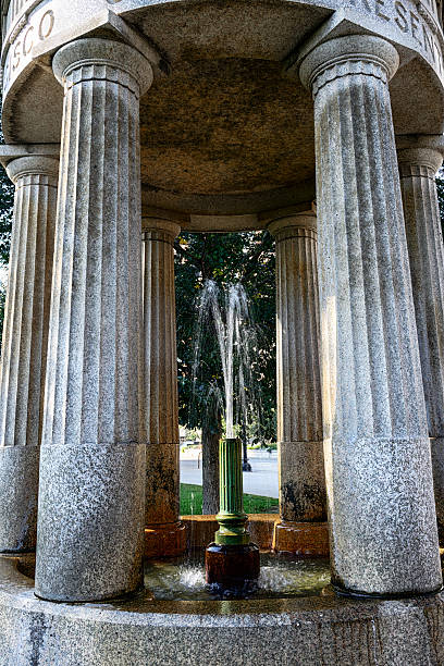istock Rosenberg Fountain in Grant Park, Chicago 529578081