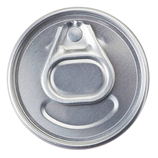 istock Stay-on-tab closure of a beverage can 529586999