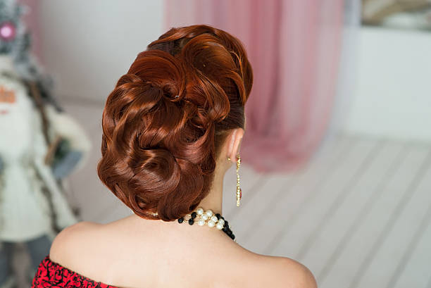 istock Retro style hair dress. Luxury, elegant 529653381