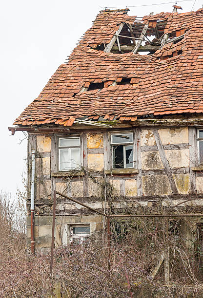 istock rundown old farmhouse 529657870