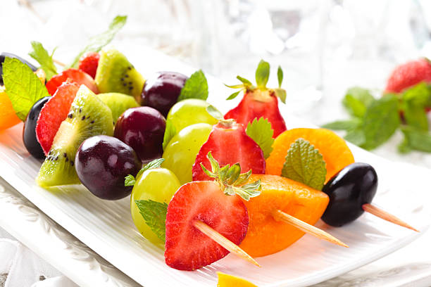 frutta su conferma. - salad fruit freshness dessert foto e immagini stock
