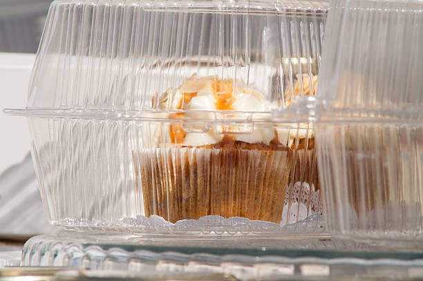 istock sweet cake sale 529665344