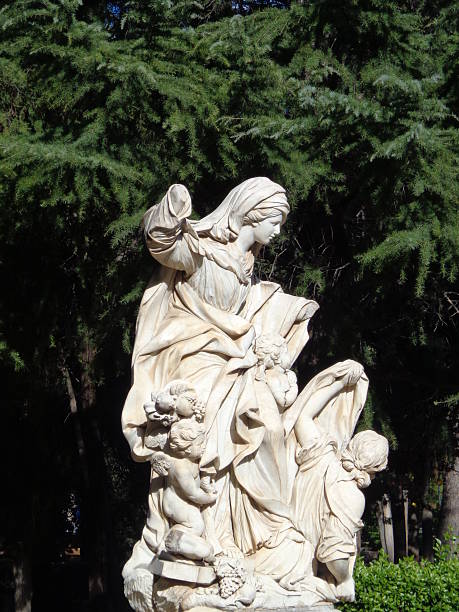 istock Villa Giulia in Palermo - Marabitti sculptor statues 529696069