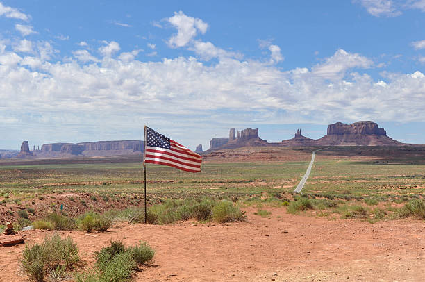 istock View of the Monument Valley, Utah 529696677