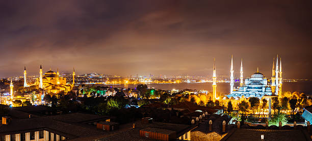 istock Istanbul skyline with Blue Mosque and Aya Sofya 529767651