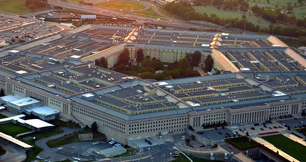 US Pentagon at sunset US pentagon building aerial view at sunset arlington virginia photos stock pictures, royalty-free photos & images