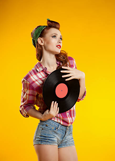 istock pin-up girl. 529771389