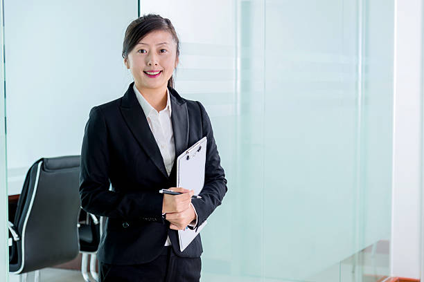 istock Asian business woman 529800391