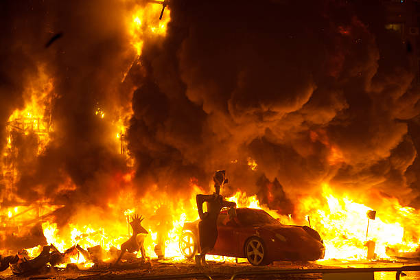 istock Crema in Fallas Valencia March 19 night all figures 529899365
