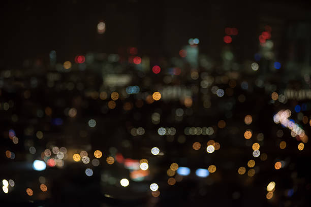 istock Dark and defocused city background - London 529903663