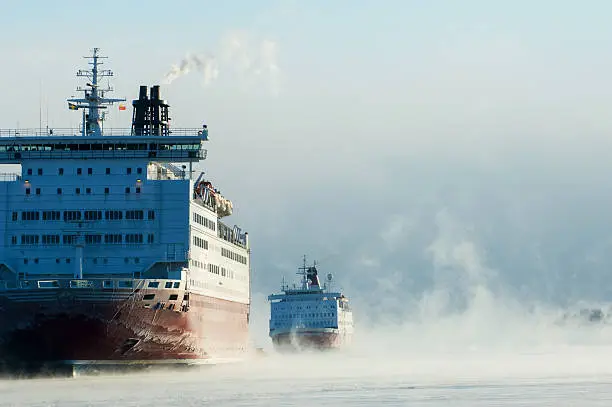 Photo of Icebreaking ferries arriving at Helsinki port