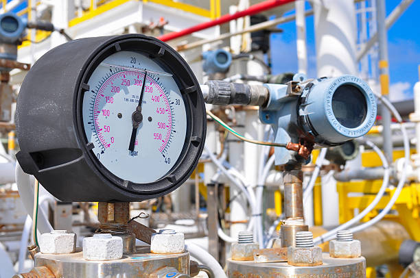 istock Pressure gauge for measuring pressure in the system 529949783