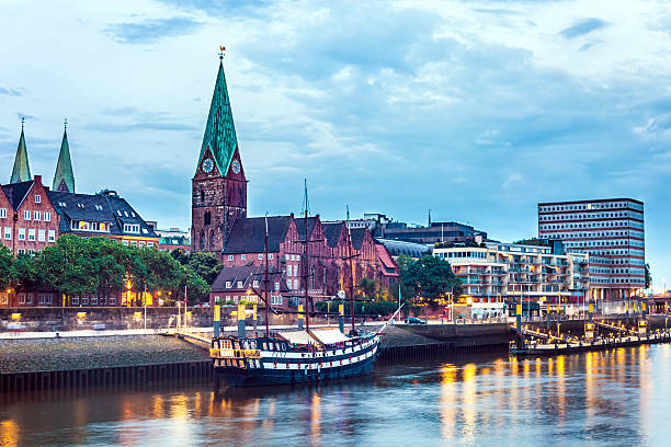 istock Bremen Skyline in the night 529953567
