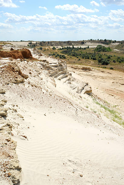 istock Industrial working out of forming sand 529962109