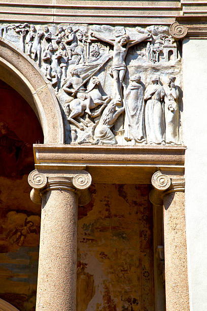 istock wall milan  in italy old   concrete wall  doric jesus sta 529968679