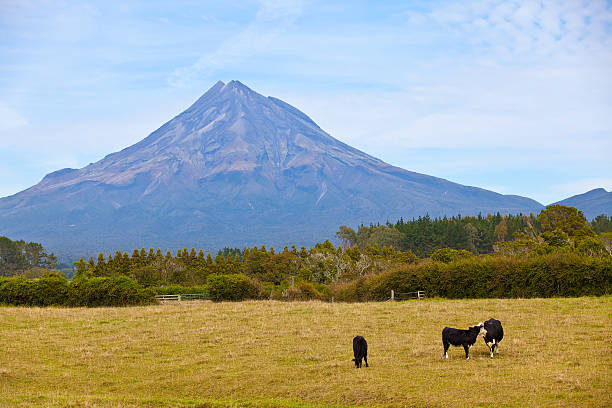 istock mount taranaki in new zealand 529983239