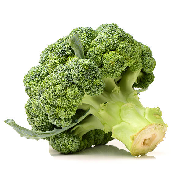 fresh broccoli fresh broccoli on white background broccoli crowns stock pictures, royalty-free photos & images