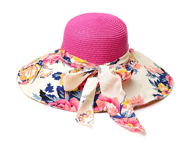 istock Beautiful summer woman hat with flower 530005800