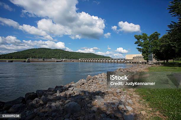 Tennessee River And Guntersville Dam On A Sunny Day Stock Photo - Download Image Now
