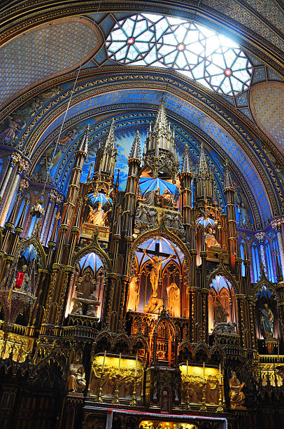 istock Montreal Notre-Dame Basilica 530085221