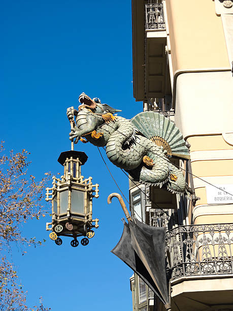 istock Chinese Dragon in the Ramblas, Barcelona 530120705