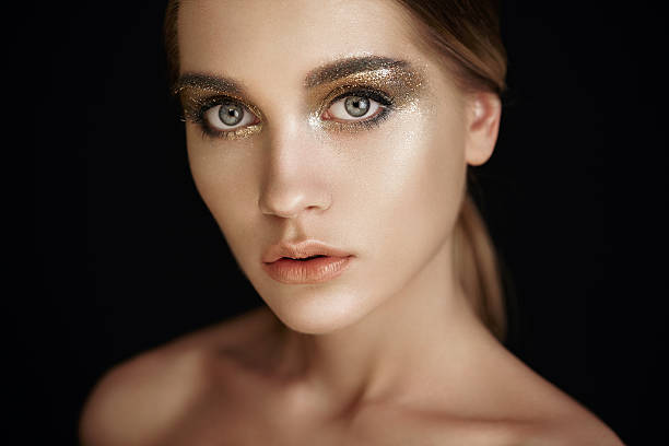 istock Beautiful woman face 530191466