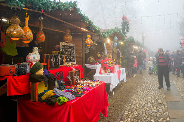 christmas market street. color image - religious celebration flash stock-fotos und bilder