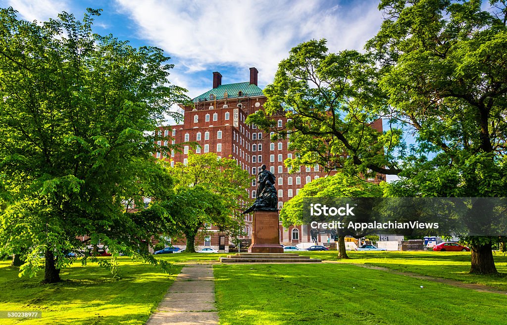 Small park and an apartment building in Baltimore, Maryland. Johns Hopkins University Stock Photo