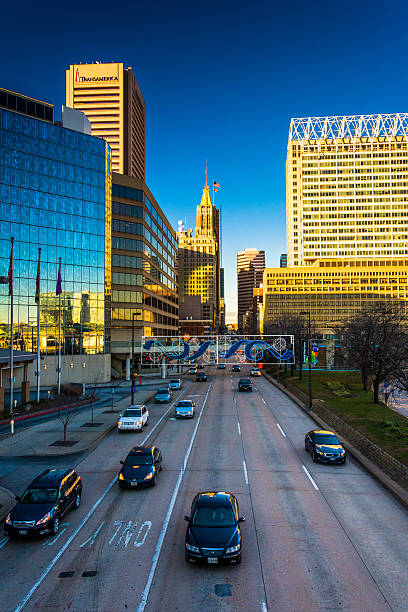 istock Evening light on buildings along Light Street in Baltimore, Mary 530263165
