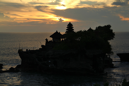 Image of the Tanah Lot temple in Bali during the sunset
