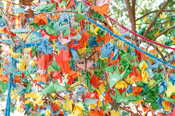 istock Birds of paper folding 530302117