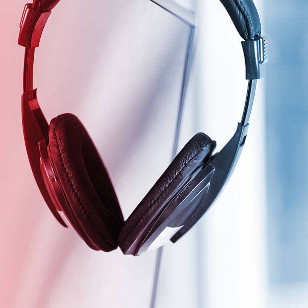 istock Earphones 530302643