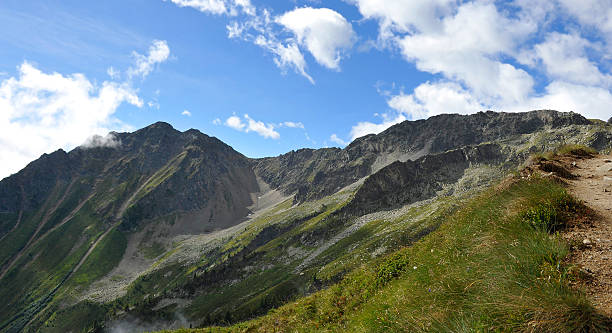 istock Moutain range in the Swss Alps 530307335