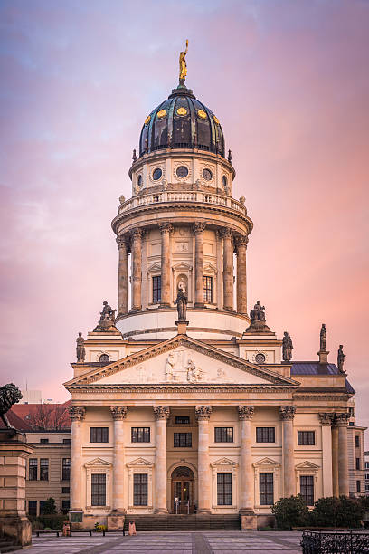 istock Gendarmenmarkt Berlin 530326173