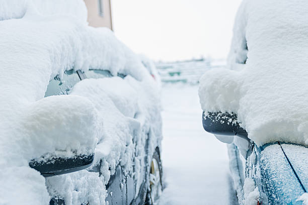istock Cars under snow 530351091