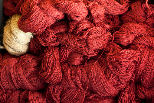Red and white wools thread