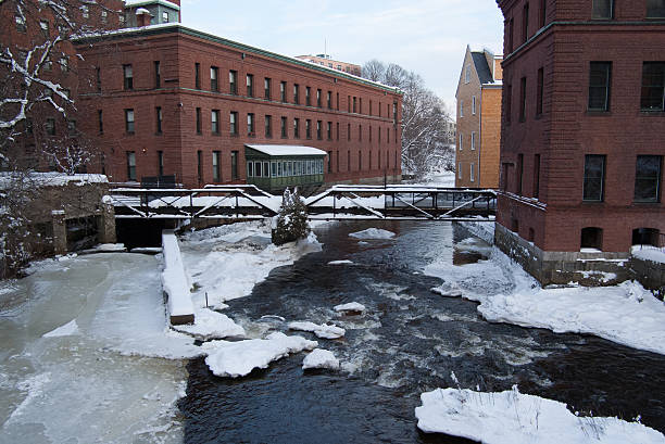 istock Neponset River at Milton Lower Falls 530368189