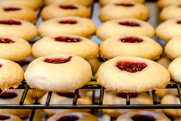 istock Making of Raspberry Thumbprint Cookies 530384507