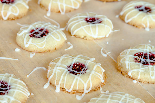 istock Making of Raspberry Thumbprint Cookies 530384529