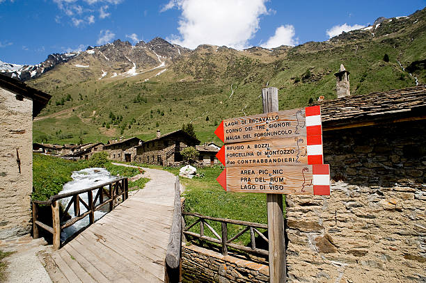 istock the Valley of  viso 530391429
