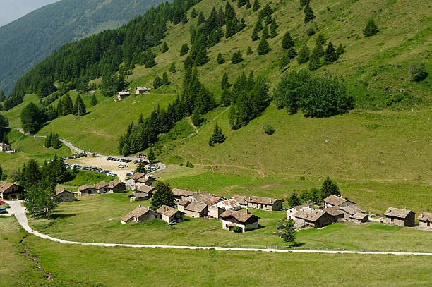 istock the Valley of  viso 530415829
