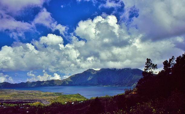 istock Crater Lake, Batur 530422637