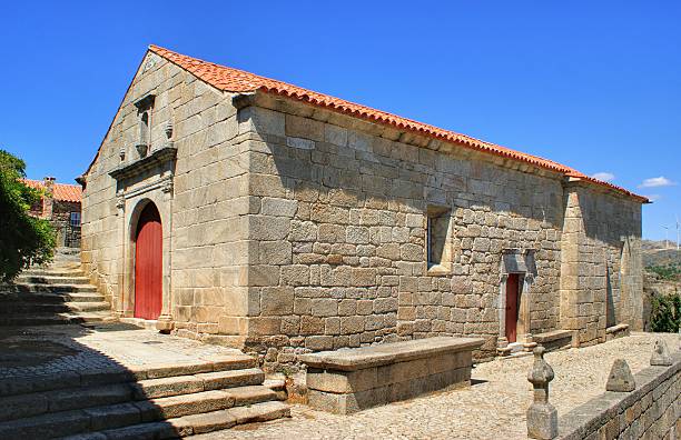 istock Old church of Sortelha 530423535