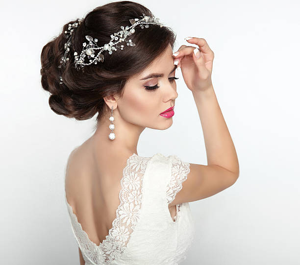 Wedding Hairstyle Beautiful Fashion Bride Girl Model Portrait Stock Photo -  Download Image Now - iStock