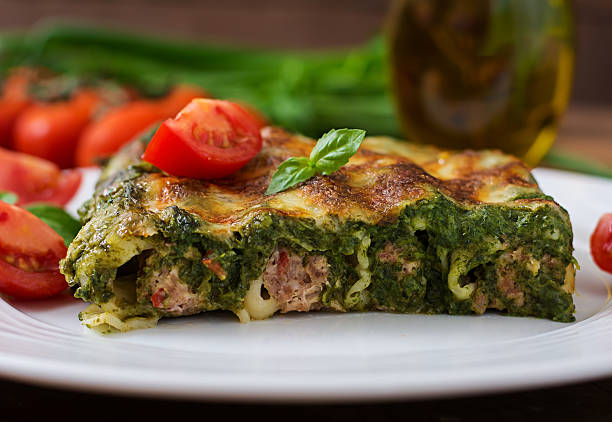 istock Cannelloni with beef and spinach sauce 530426490