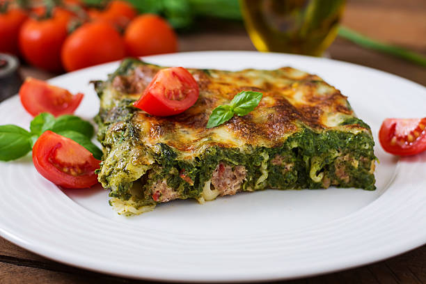 istock Cannelloni with beef and spinach sauce 530426568