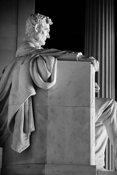 istock Abraham Lincoln Memorial 530427960