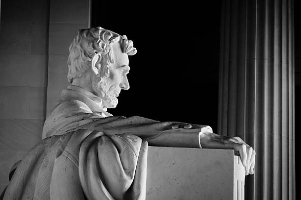 istock Abraham Lincoln Memorial 530427988