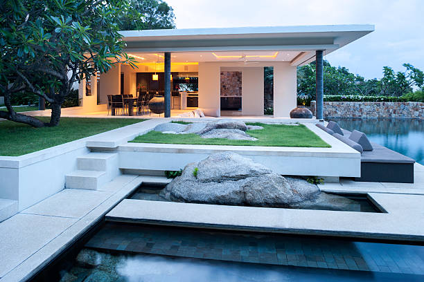 istock Villa In The Tropics 530437124