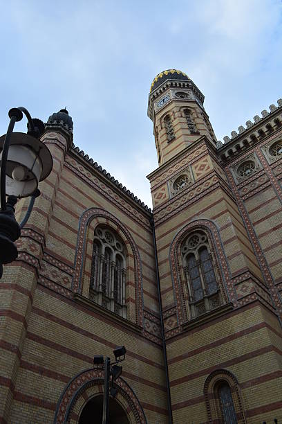 istock Tobacco Street Synagogue Budapest 530449623